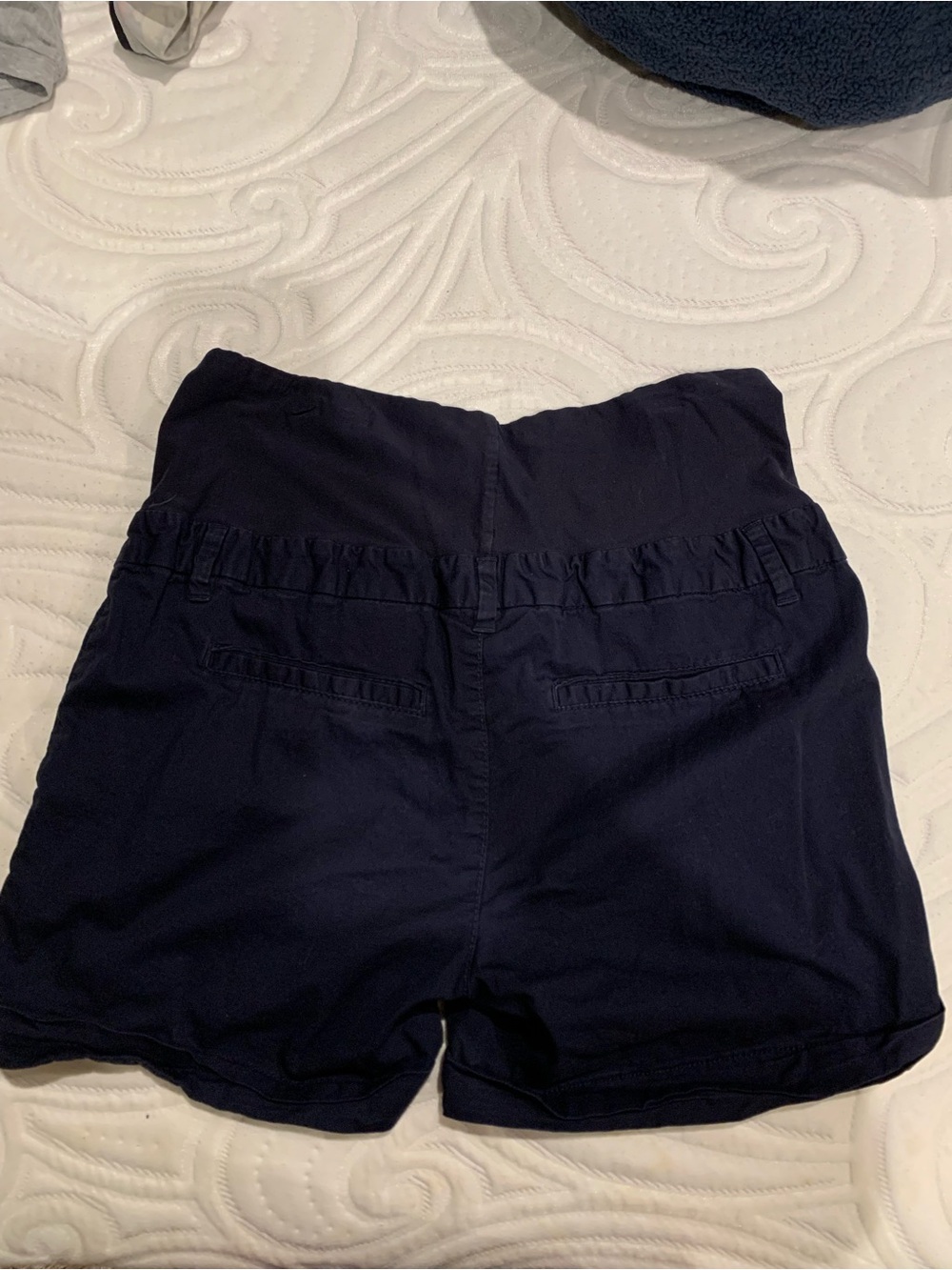 H&M Maternity Navy Chino Shorts Size 6 - Picture 2 of 6